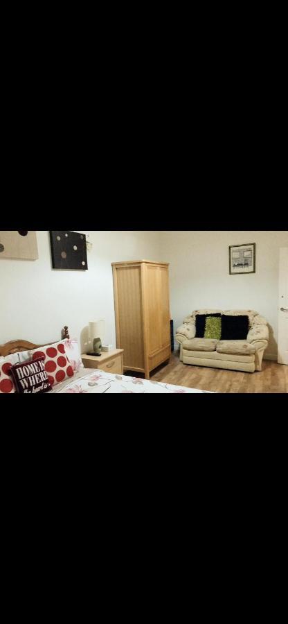 Heart Of Aberdeen City Centre 3 Bedrooms Apartment Exterior photo